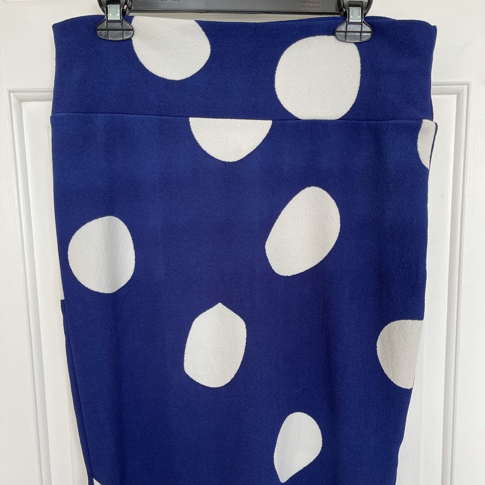 LuLaroe Cassie skirt. Large. Like new